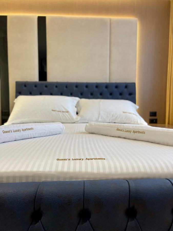 Queens Luxury Apartament *