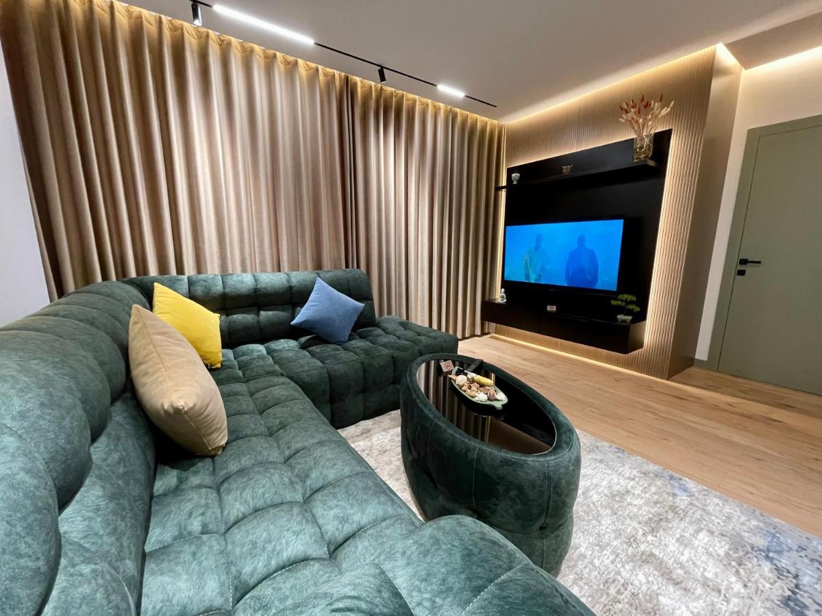 Queens Luxury Apartament Tirana